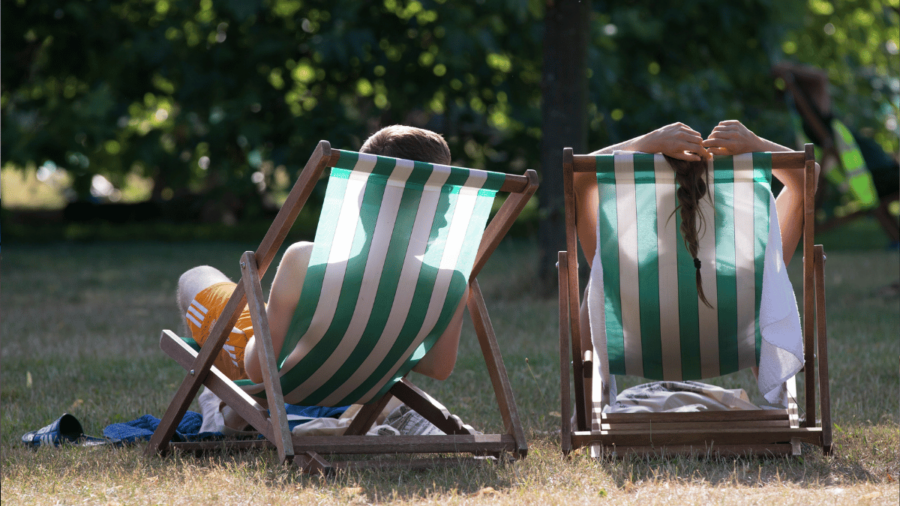 uk-four-day-week-bank-holiday-may