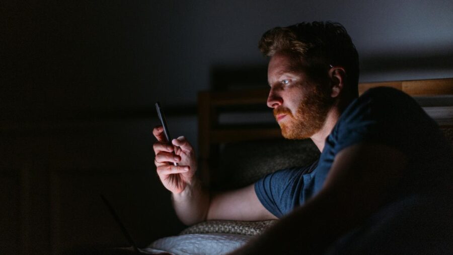 whatsapp-compliance-risk