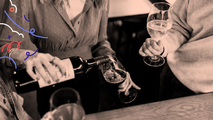 debate-leaders-drink-with-employees