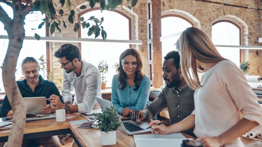 how-people-focused-leadership-teams-drive-business-value